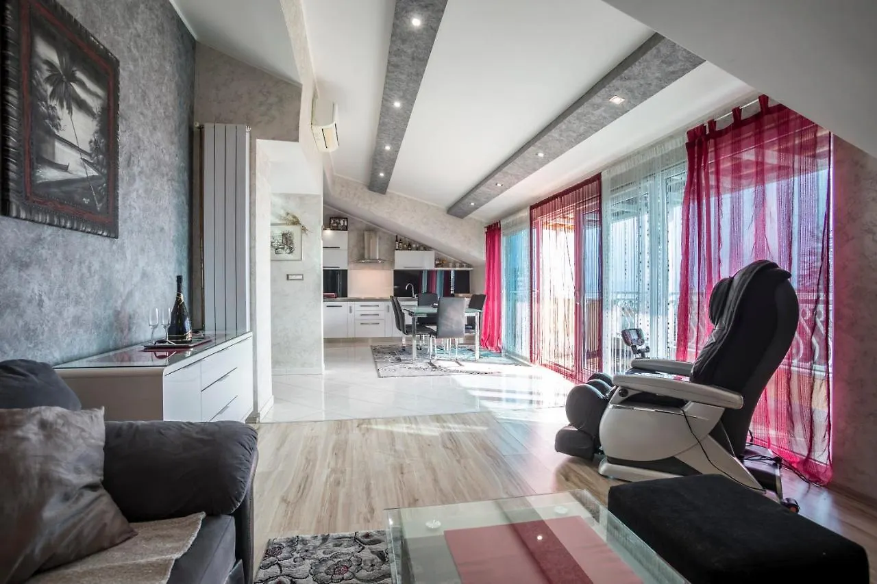 Luxury Spacious Apt Near Znjan Beach W Sea View Split