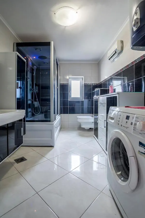 Luxury Spacious Apt Near Znjan Beach W Sea View Split